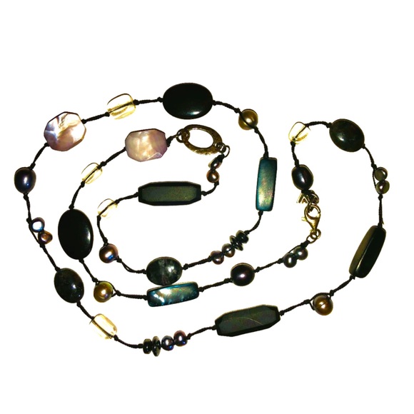 Silpada Vintage Sterling Silver Downtown 
Pearl Hematite Chalcedony Necklace - Picture 3 of 7